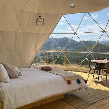 Tranquil Dome - Manta'S Retreat Glamping Cornereva 호텔 외부 사진
