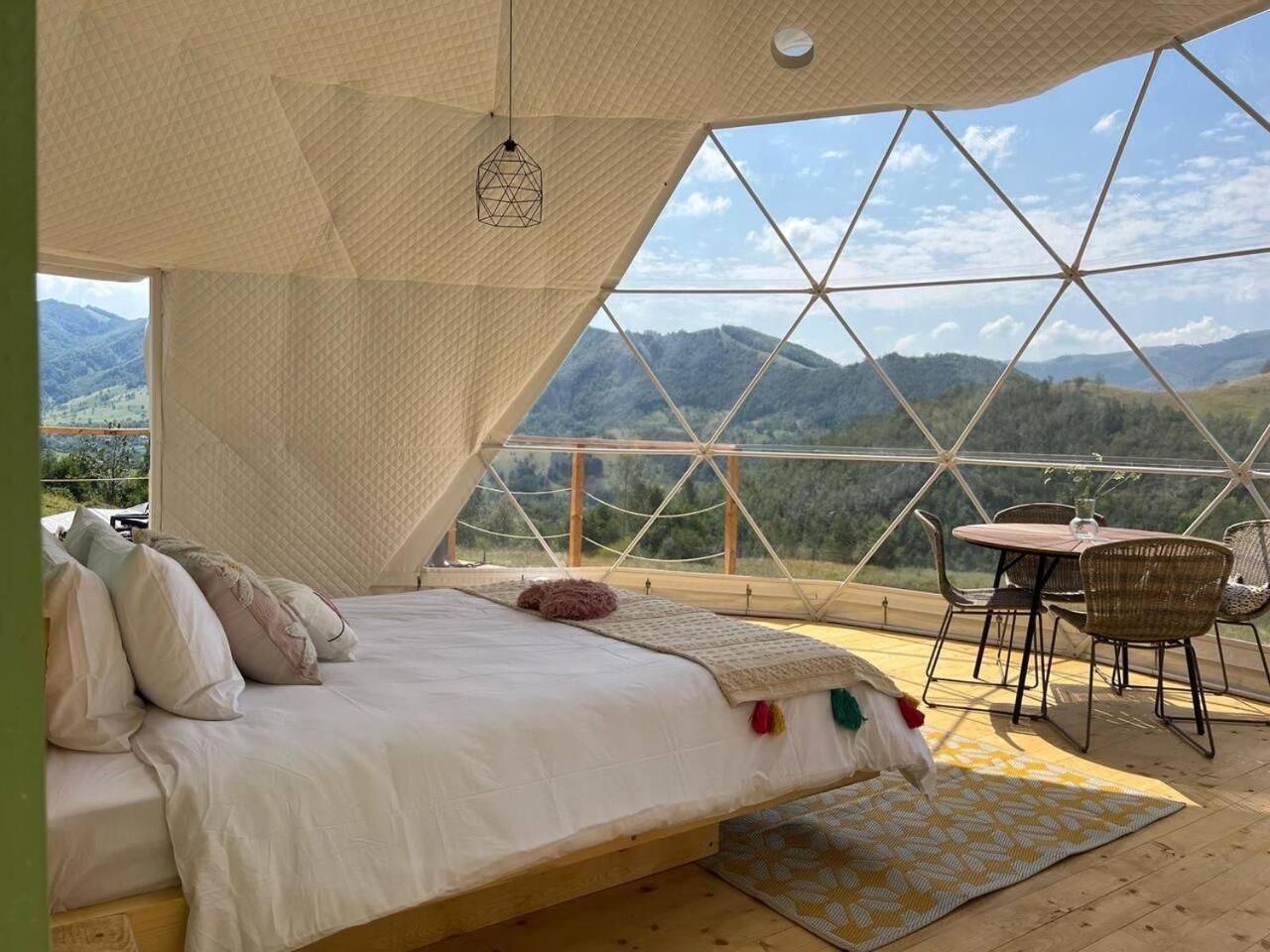 Tranquil Dome - Manta'S Retreat Glamping Cornereva 호텔 외부 사진