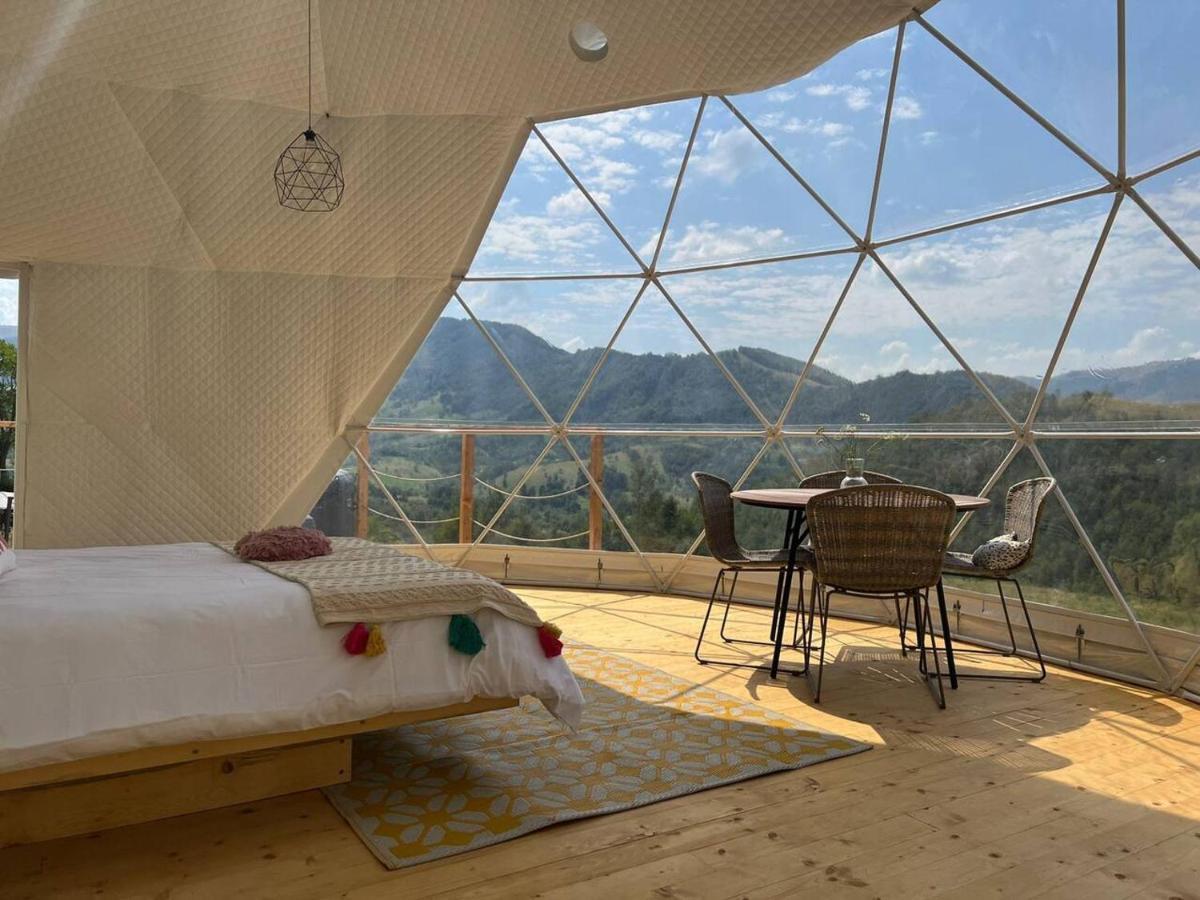 Tranquil Dome - Manta'S Retreat Glamping Cornereva 호텔 외부 사진