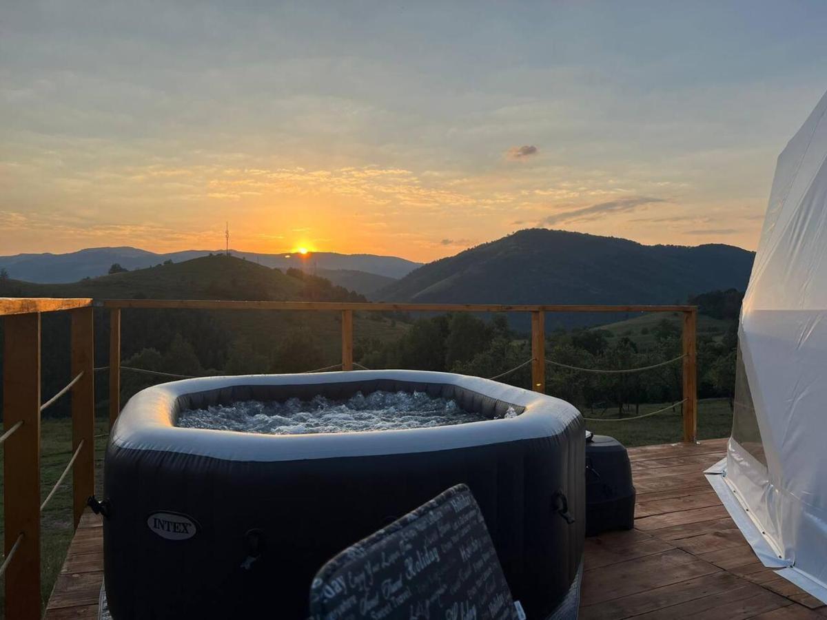Tranquil Dome - Manta'S Retreat Glamping Cornereva 호텔 외부 사진