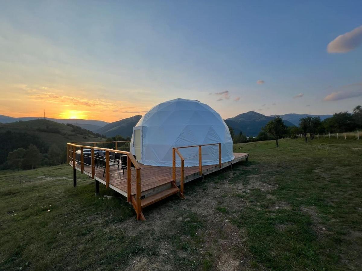 Tranquil Dome - Manta'S Retreat Glamping Cornereva 호텔 외부 사진