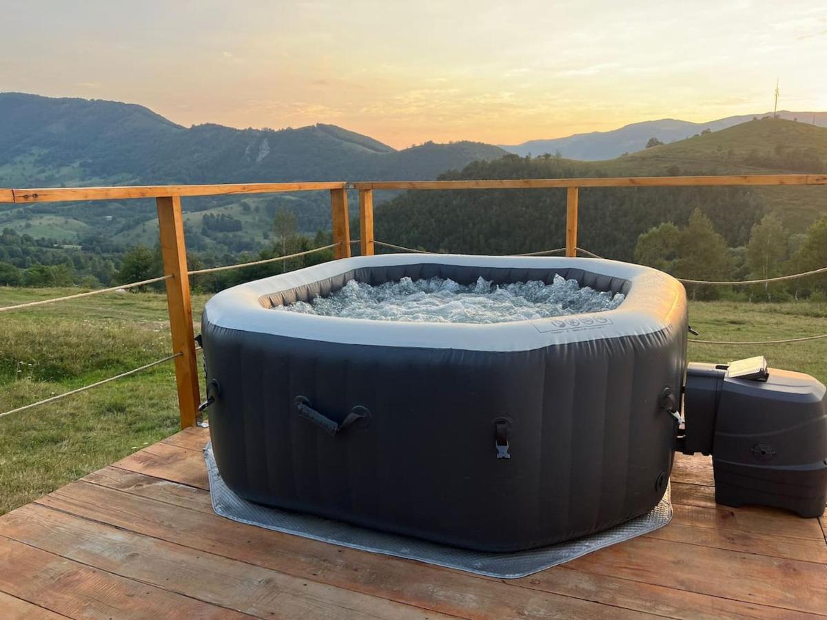 Tranquil Dome - Manta'S Retreat Glamping Cornereva 호텔 외부 사진