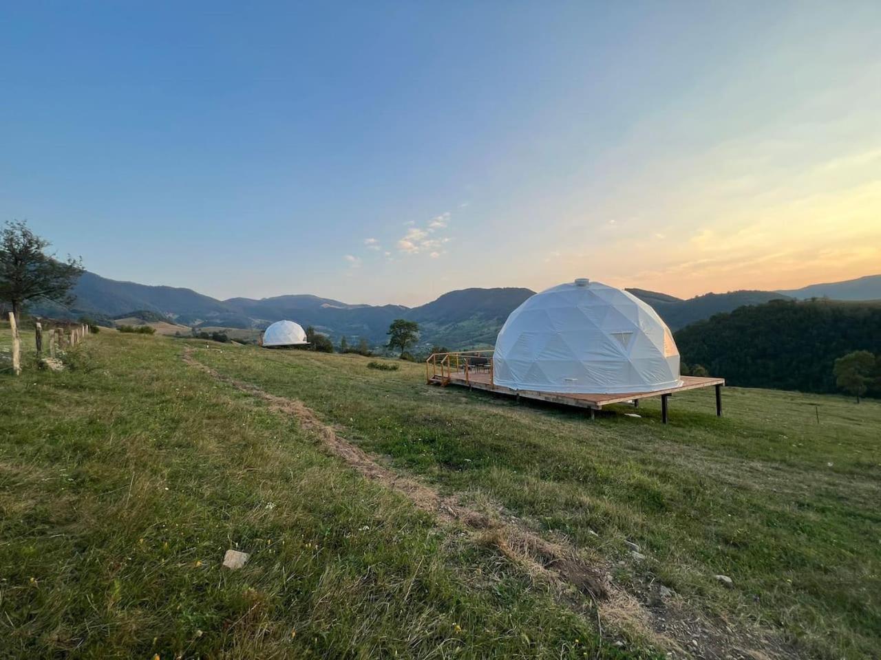 Tranquil Dome - Manta'S Retreat Glamping Cornereva 호텔 외부 사진