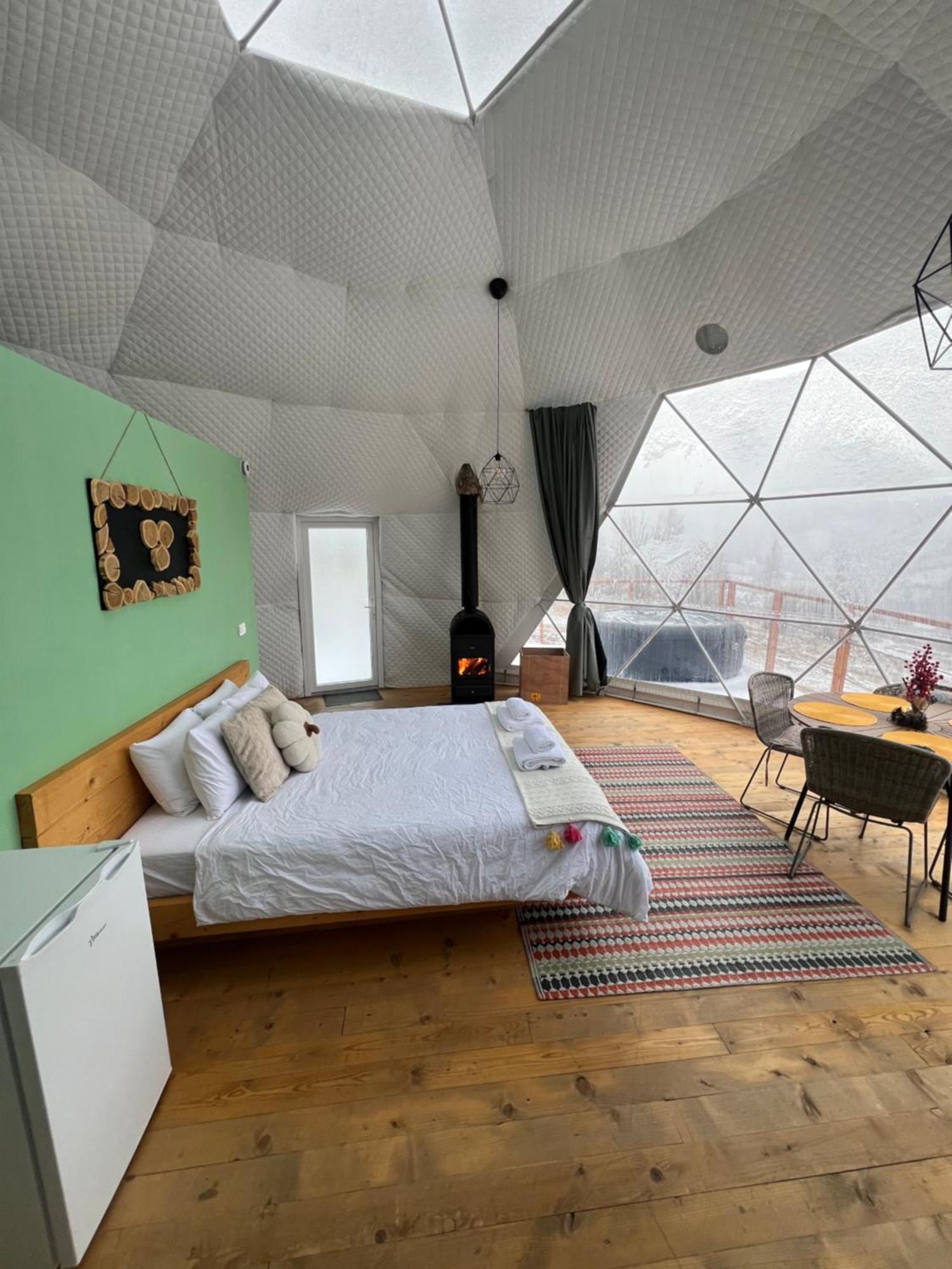 Tranquil Dome - Manta'S Retreat Glamping Cornereva 호텔 외부 사진