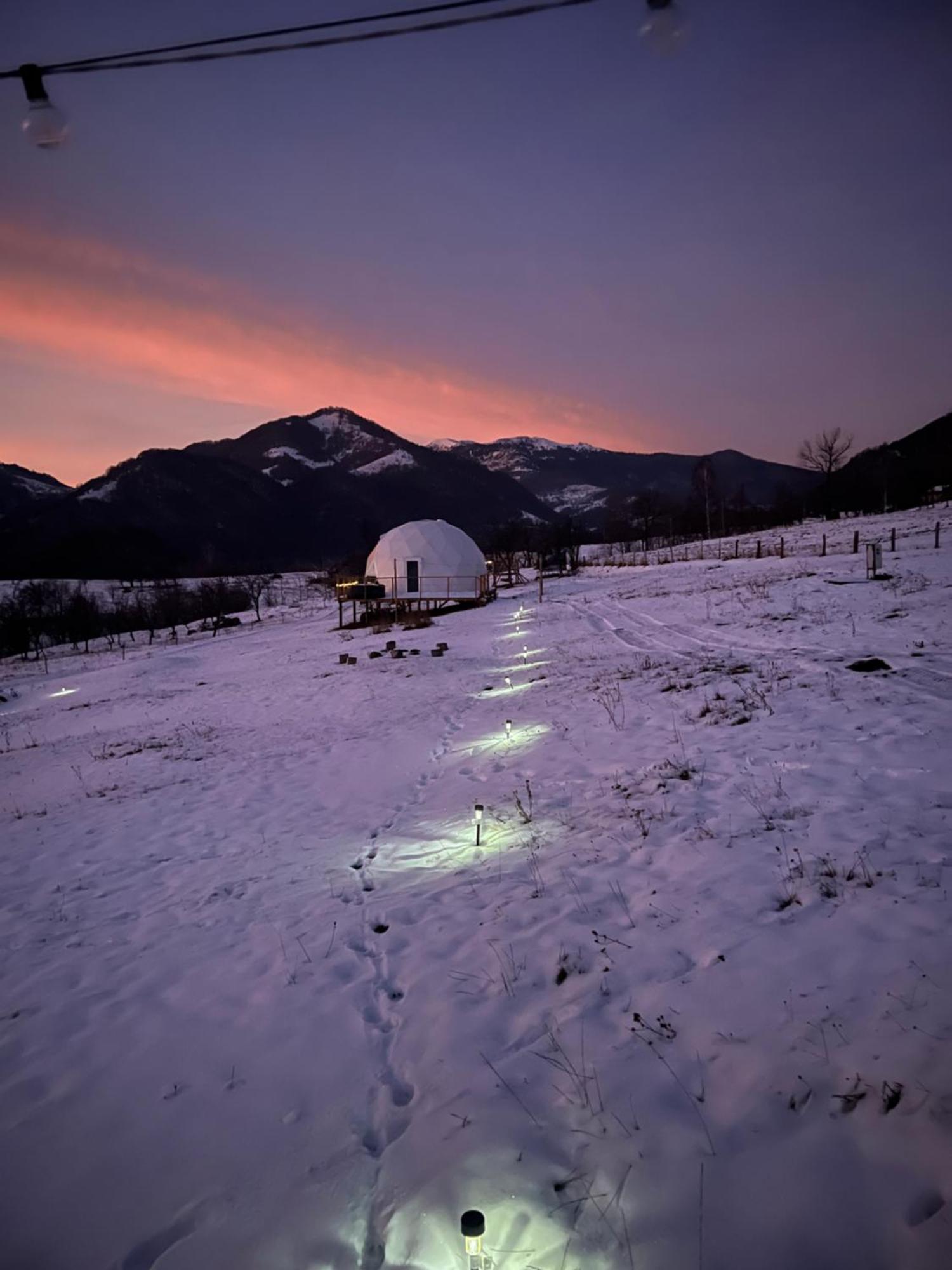 Tranquil Dome - Manta'S Retreat Glamping Cornereva 호텔 외부 사진